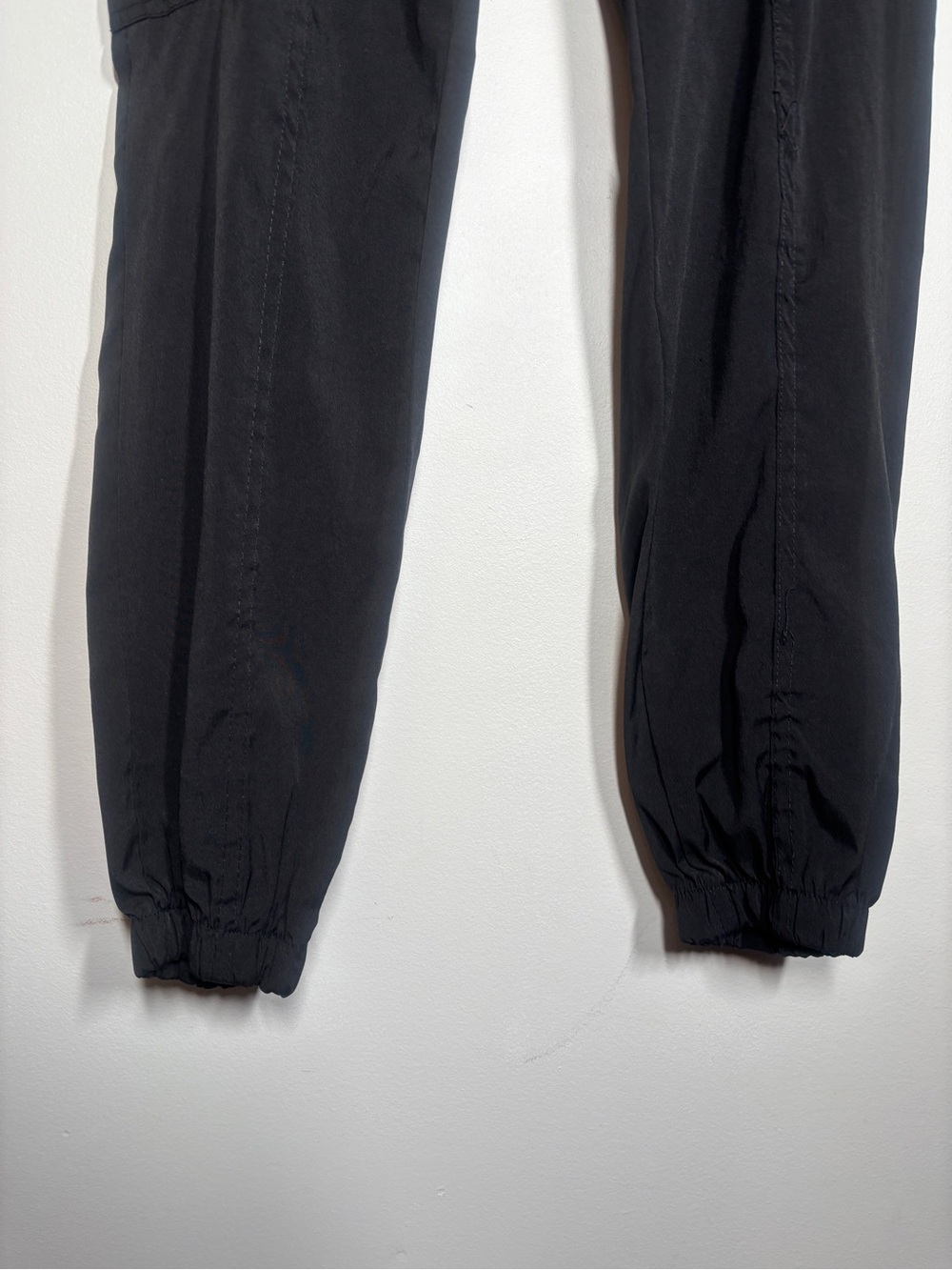 Beverly Hills Uniforms Black Cargo Jogger Scrub Pants - XL - Picture 3 of 8